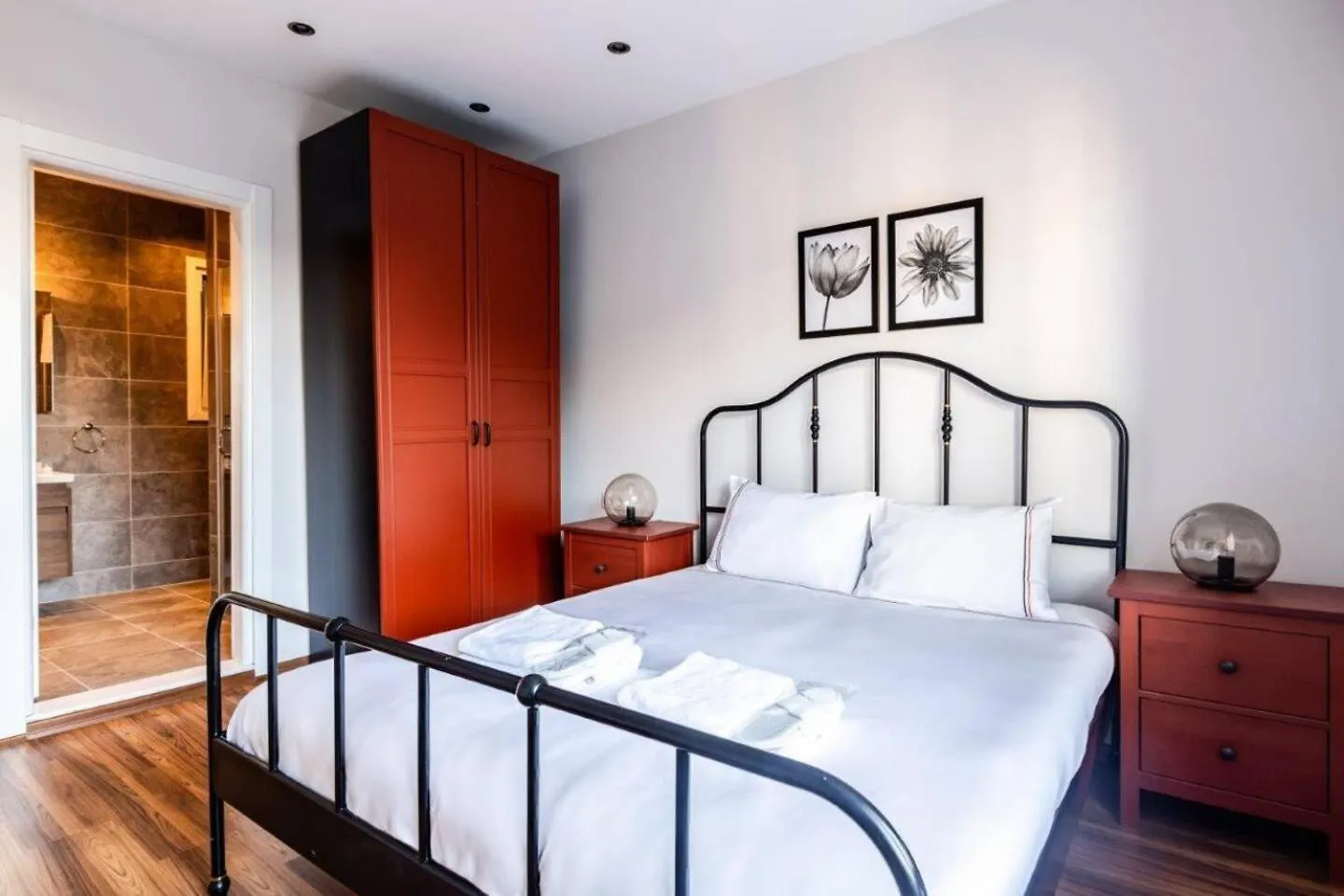 Spacious Modern Airy 4Bed2Bath Central Home! #369 Istanbul